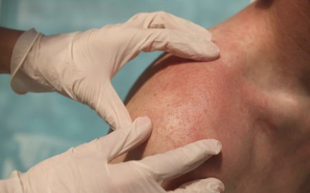 Why Sensitive Skin Simply Loves The Many Aloe Vera Benefits