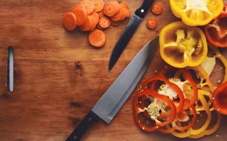 Best Kitchen Knives That Make Chopping Veggies Fast and Easy