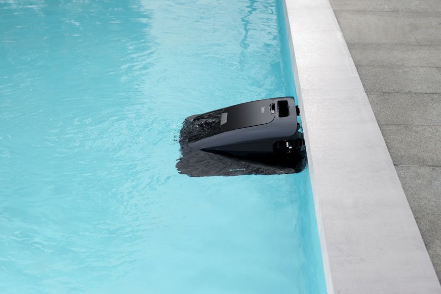 Robot Pool Cleaner: Do Cordless Pool Cleaners Work Well?