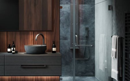 Minimalist Bathroom Design: How Walk-In Showers Complement Modern Aesthetics