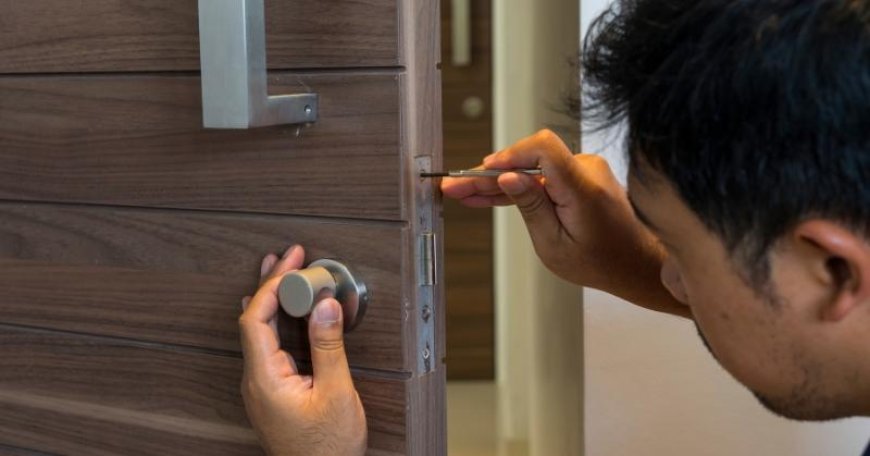 Tommy’s Bathroom Lock Fix with Locksmith For NYC
