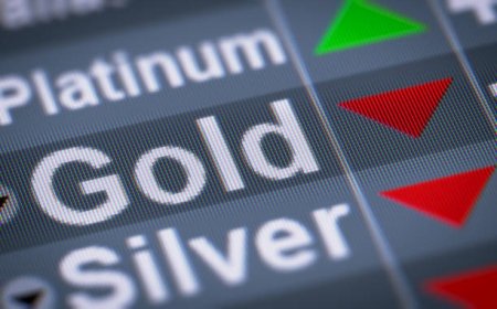 Why Should Investors Monitor Gold and Silver Spot Prices Regularly?