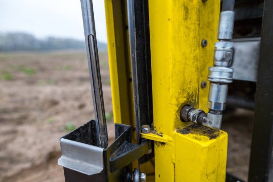 Key Features to Look for in a Pneumatic Post Driver