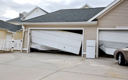 Emergency Garage Door Repairs: What to Do When It Breaks