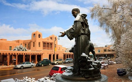 How Seal Coat Protects Commercial Pave And Keeps Value in Santa Fe
