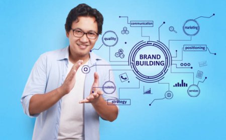 Personal Branding for Tech Entrepreneurs: Building Trust and Visibility in a Competitive Startup Ecosystem