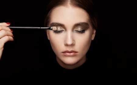 What Are the Most Popular Eyeshadow Colors in the Market Today?