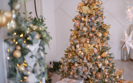 Create a Cozy Atmosphere with Warm Holiday Lighting Tips